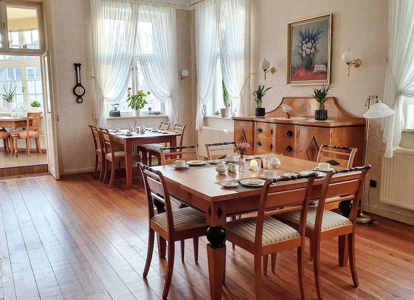 Dining room Photo