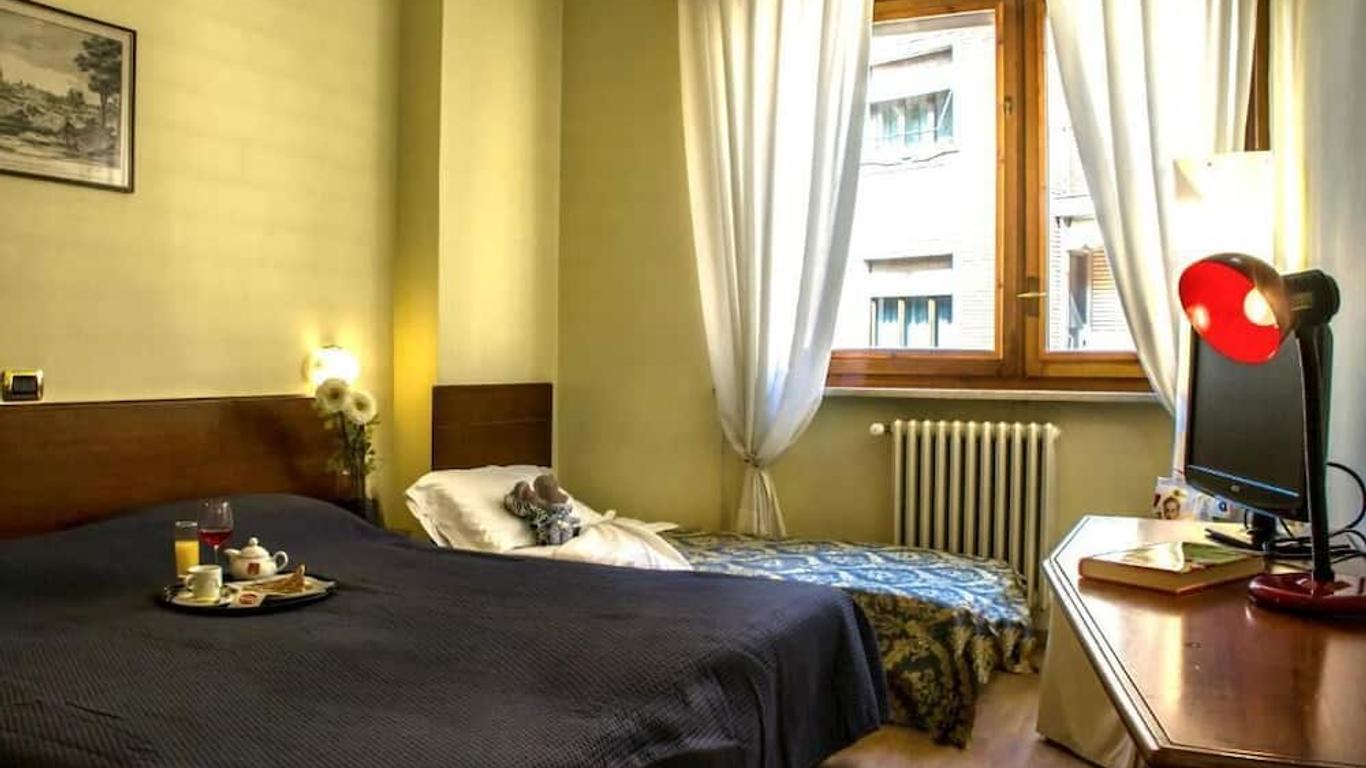 Domus Hotel