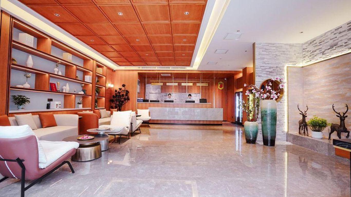 Super 8 Beijing Tonglinge Road Xidan