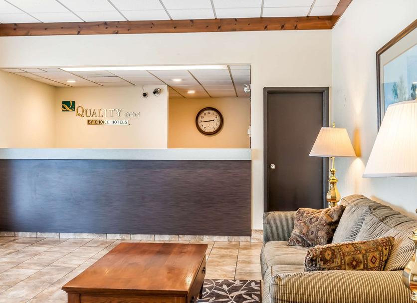 Front desk Photo