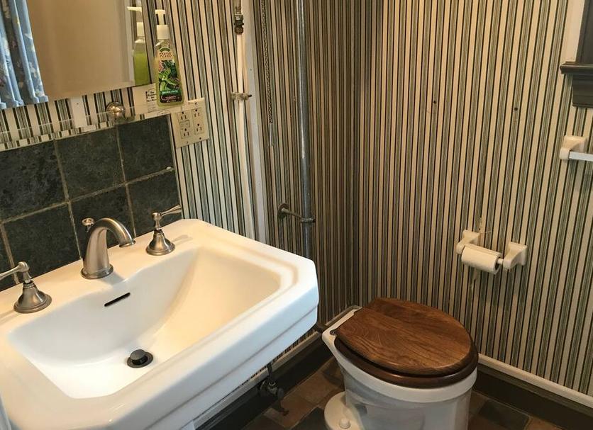 Bathroom Photo