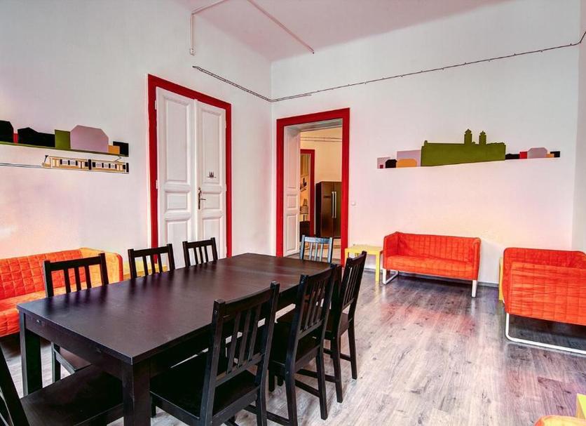 Dining room Photo