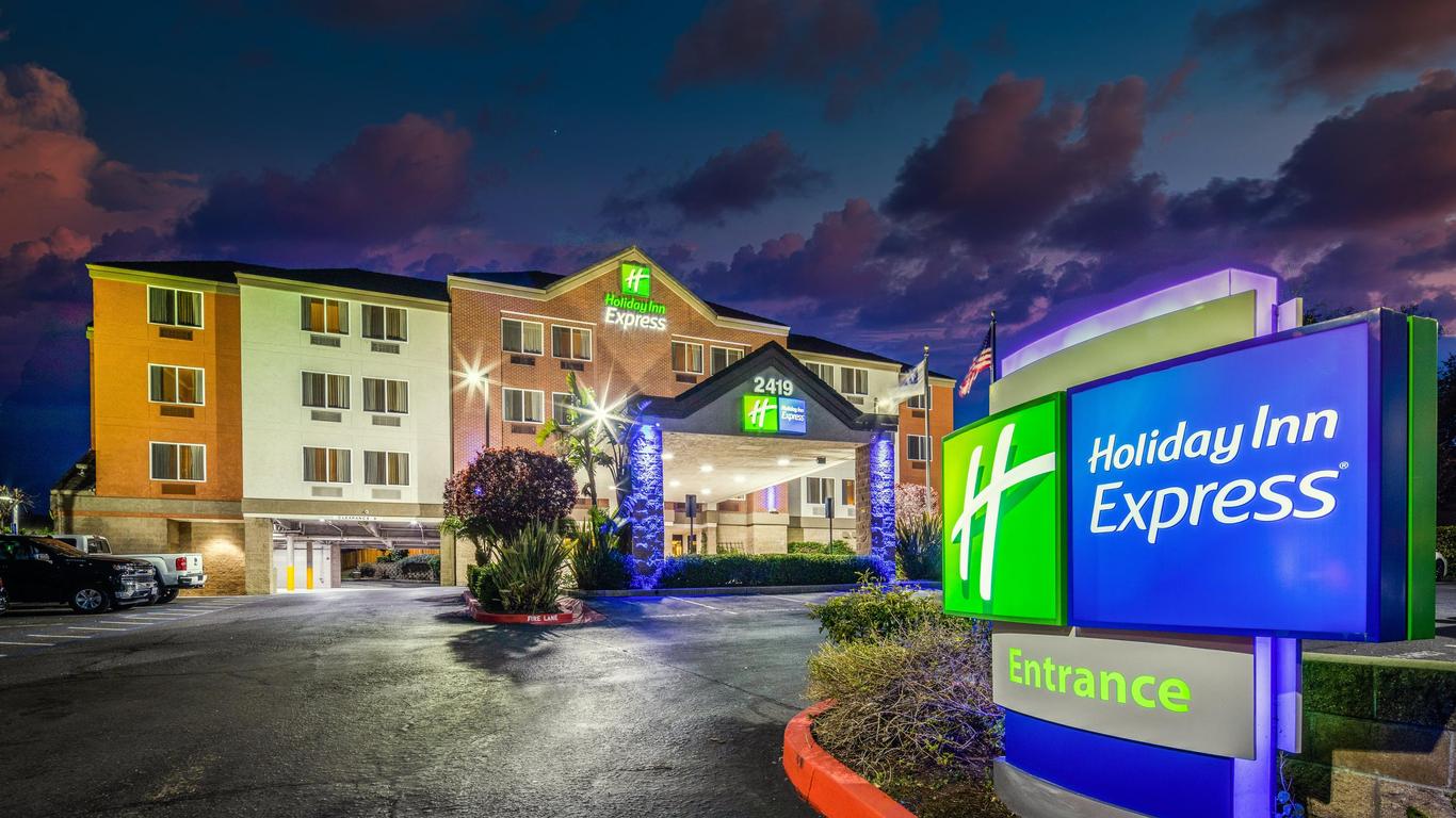 Holiday Inn Express Castro Valley