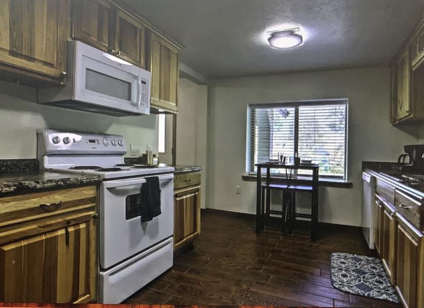 Kitchen Photo