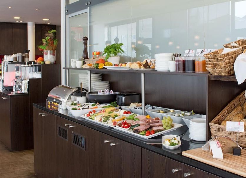 Buffet Photo