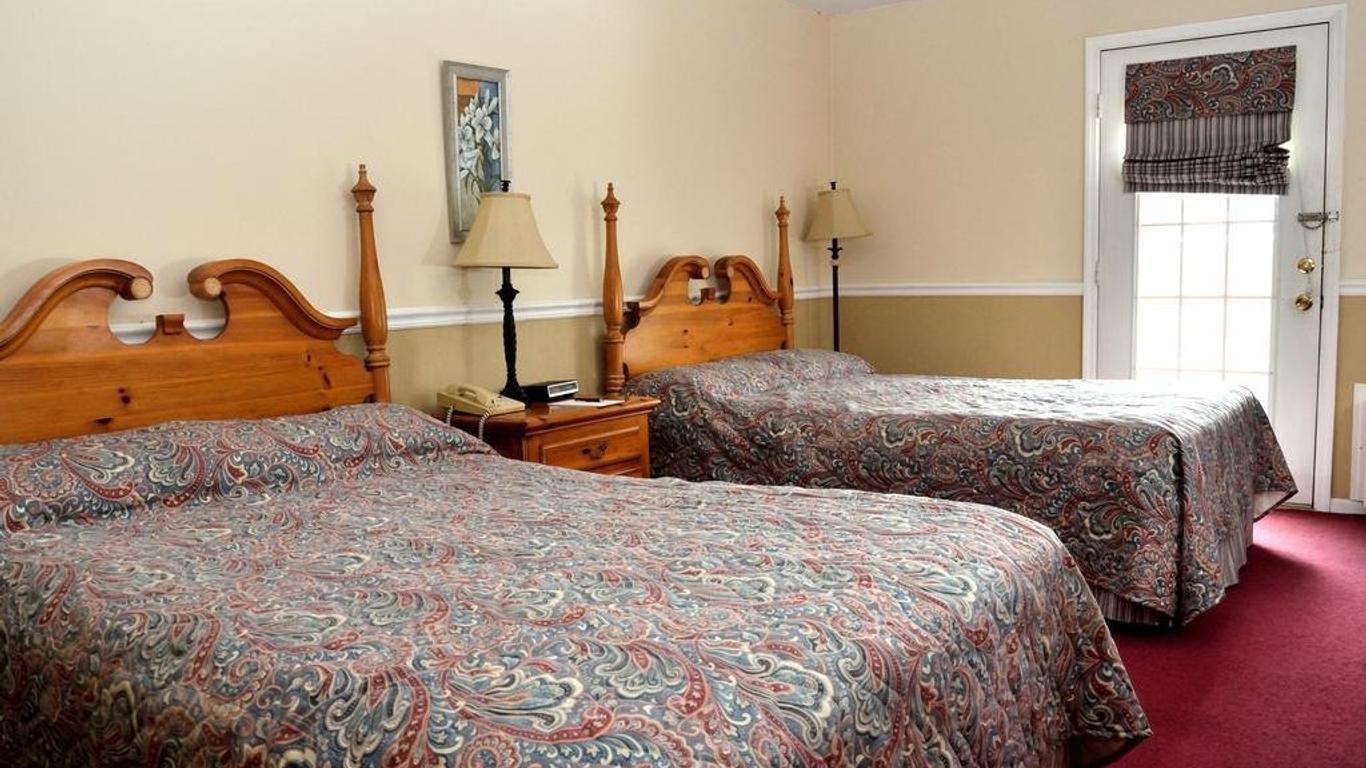 Four Seasons Country Inn