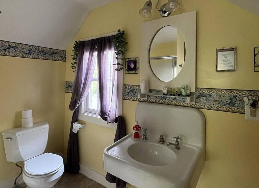 Bathroom Photo