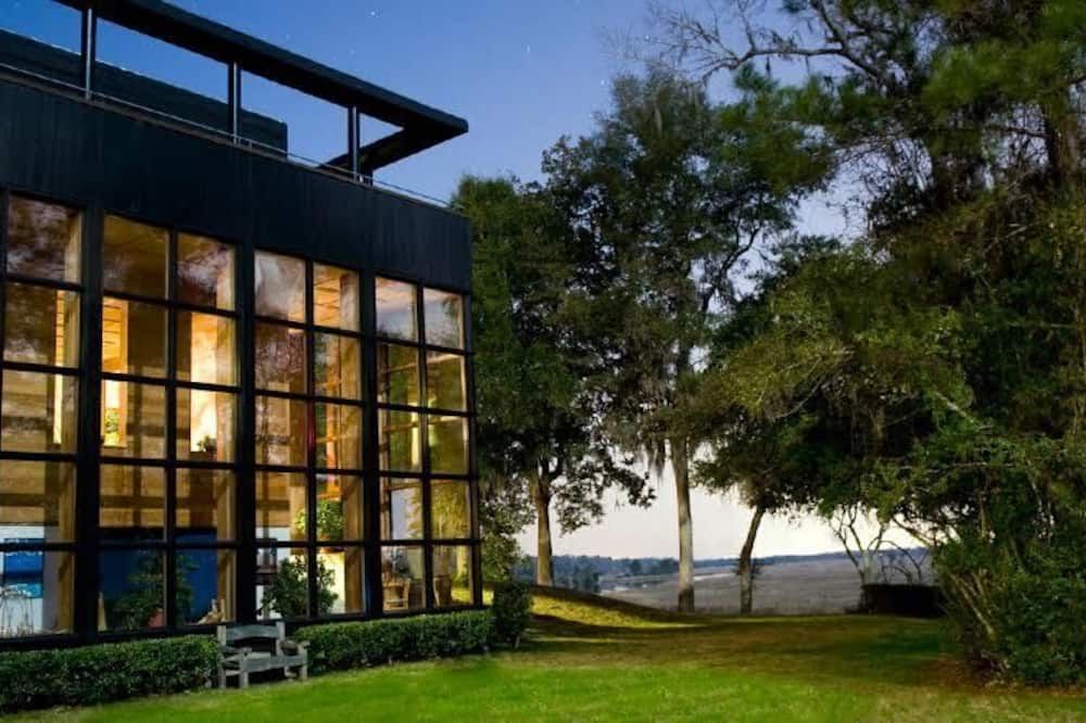 Outdoors view
