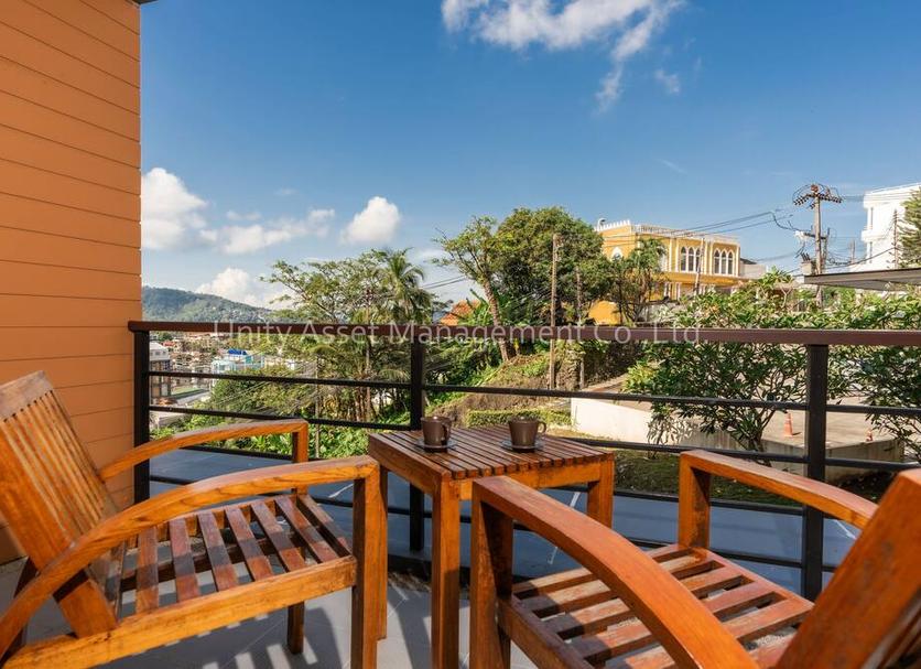Balcony Photo