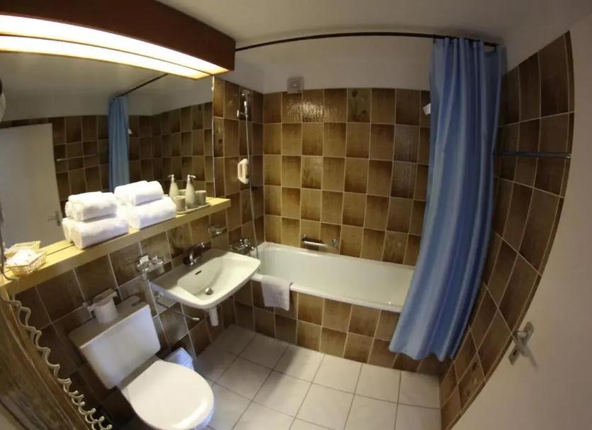 Bathroom Photo