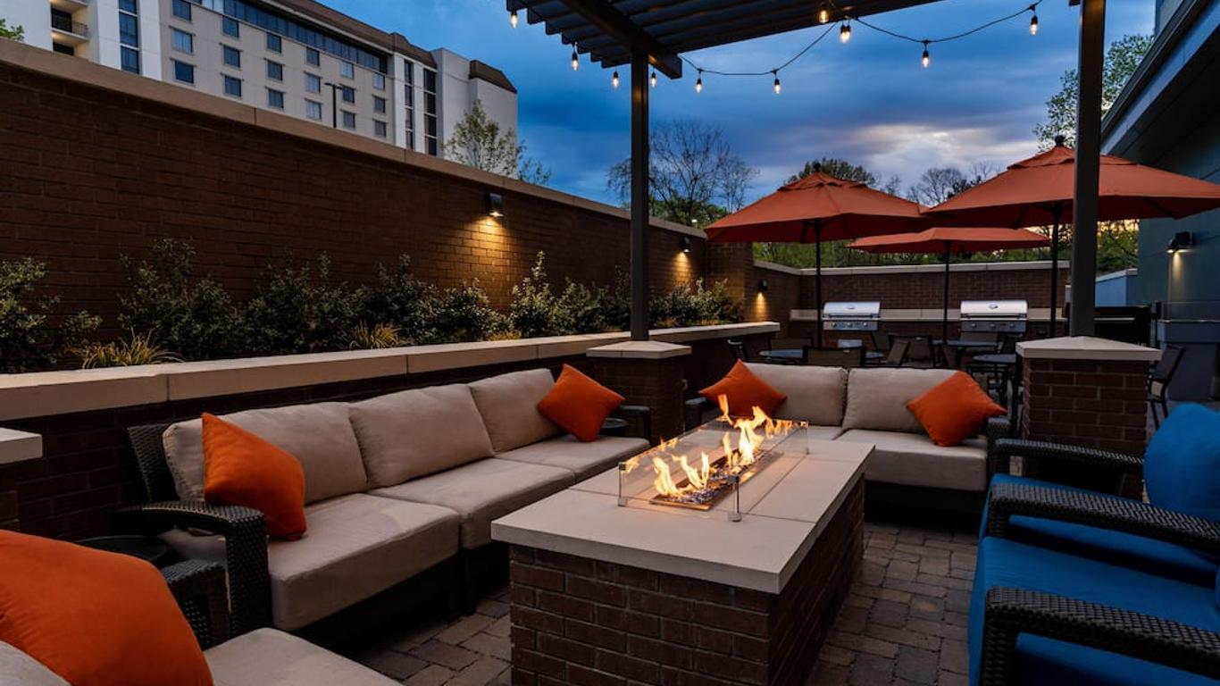Hyatt House Nashville Airport