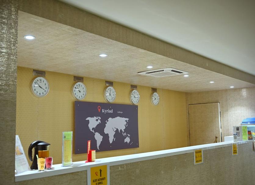 Front desk Photo