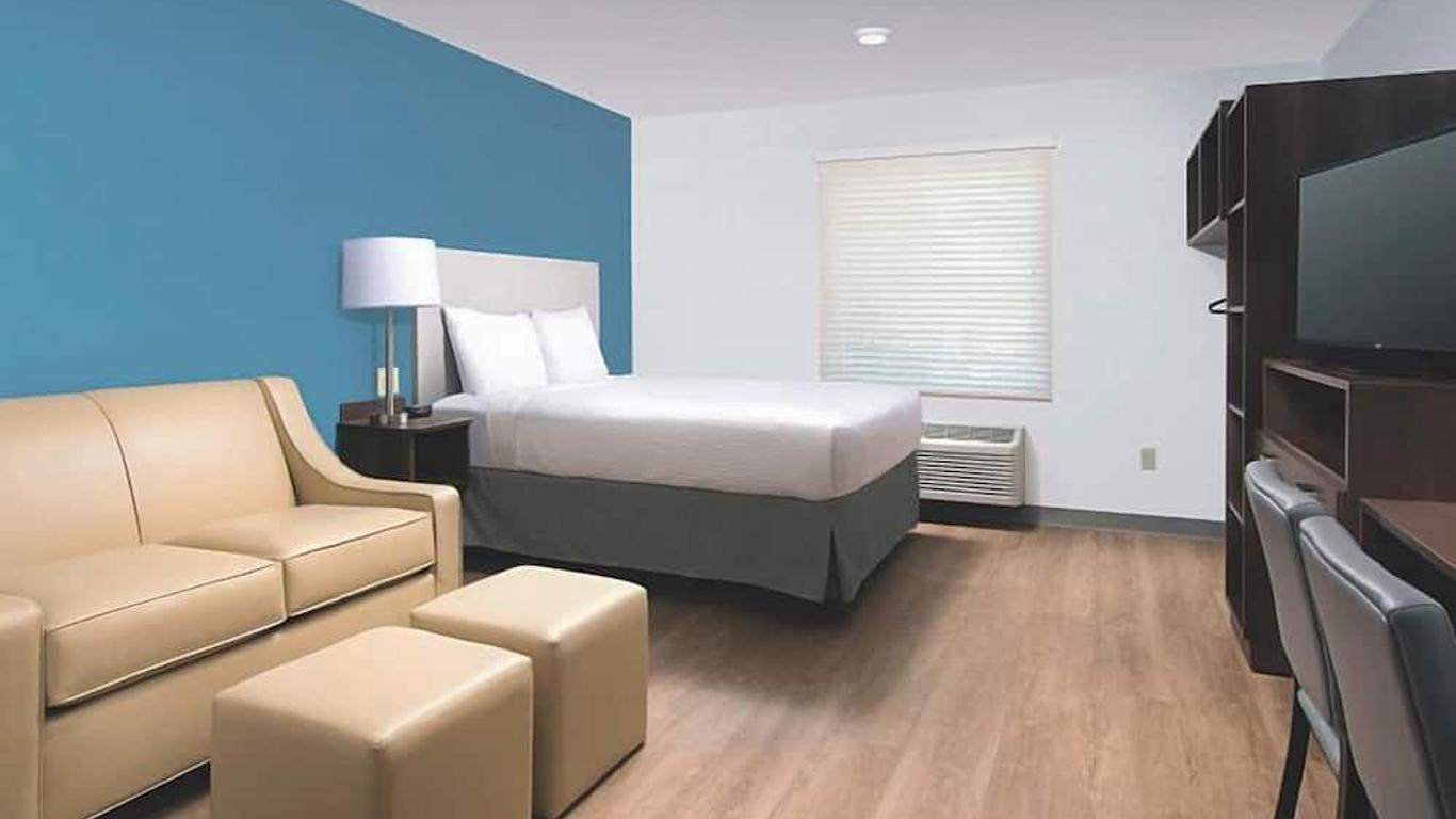 Woodspring Suites Rochester Greece