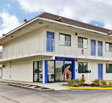 Motel 6 Pittsburgh - Crafton $46 ($̶7̶3̶). Pittsburgh Hotel Deals