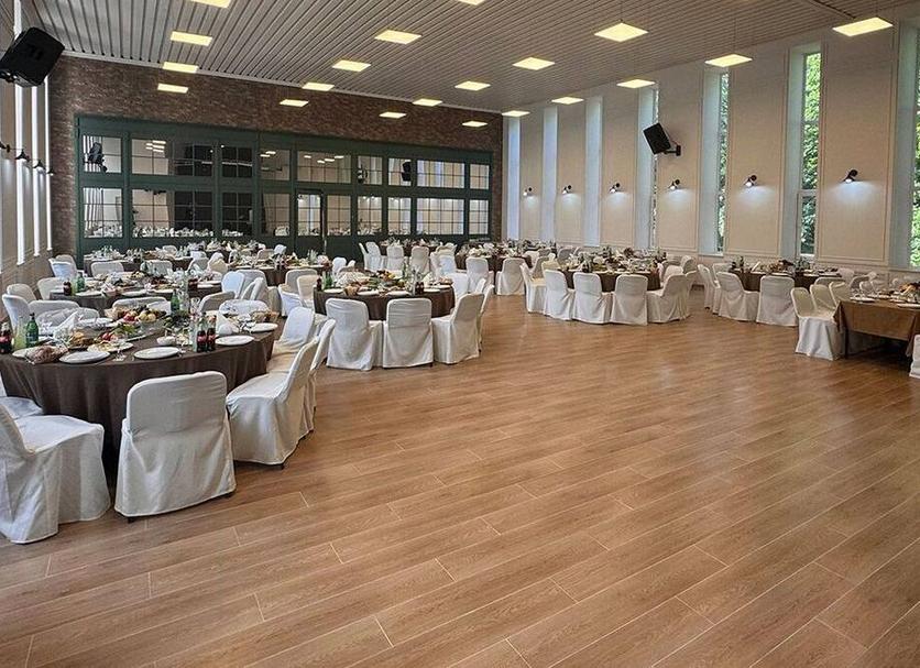 Banquet hall Photo
