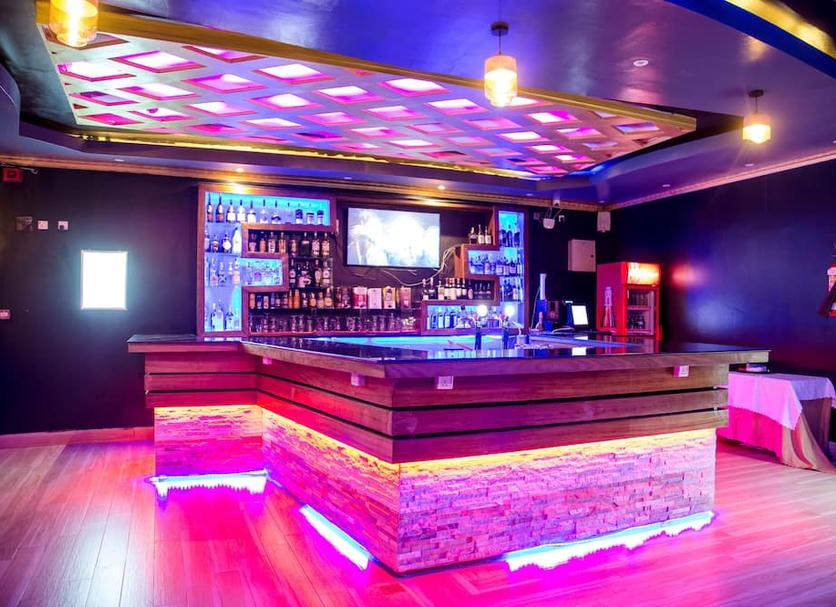 Bar Photo