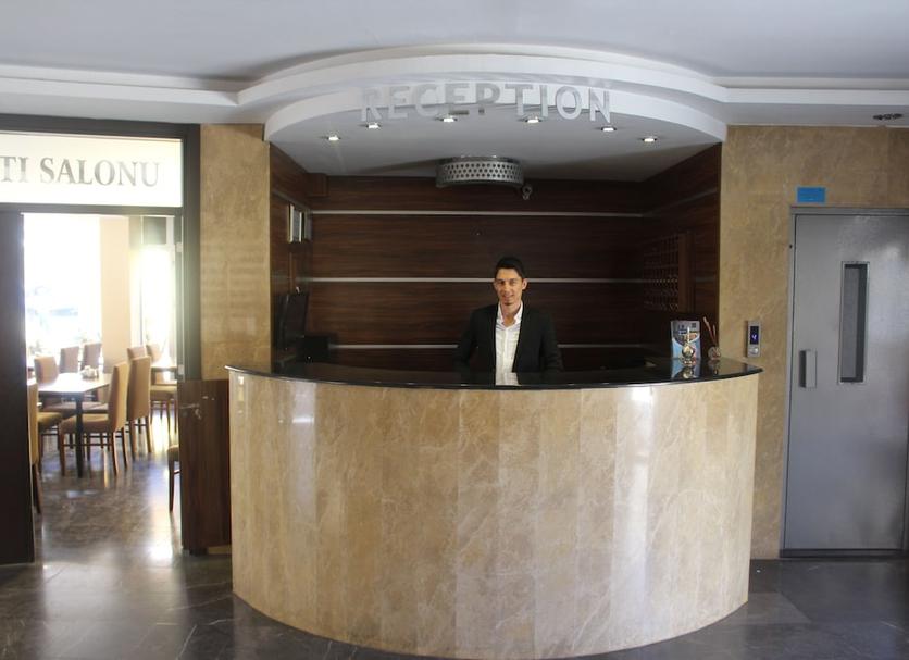 Front desk Photo
