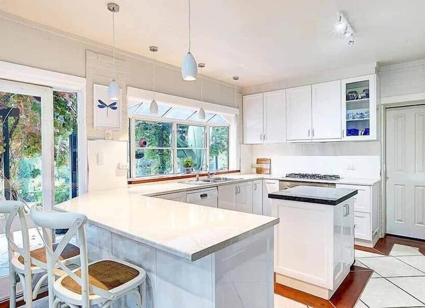 Kitchen Photo