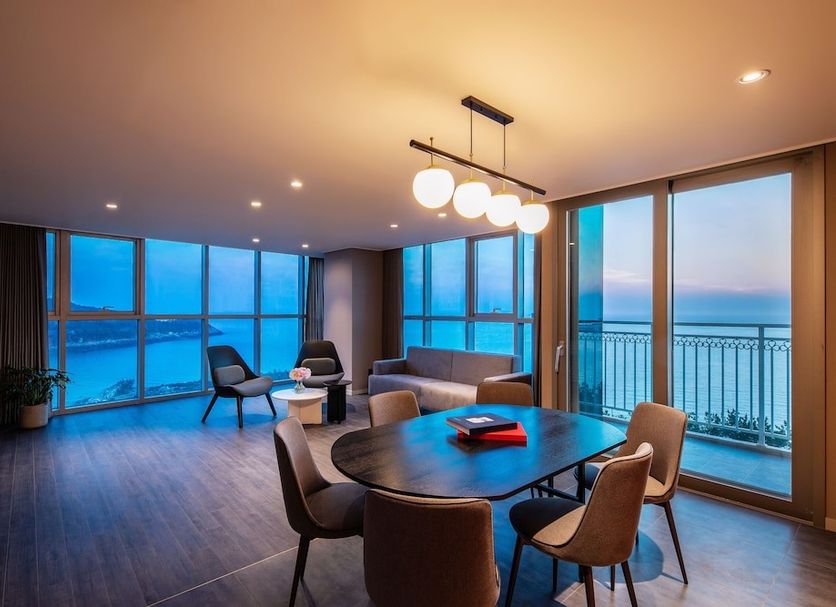 Dining room Photo