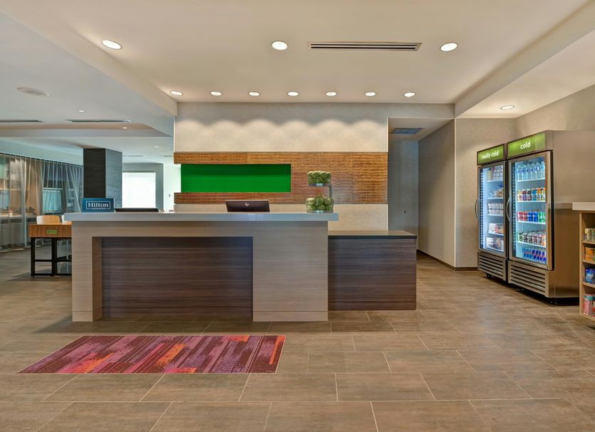Front desk Photo