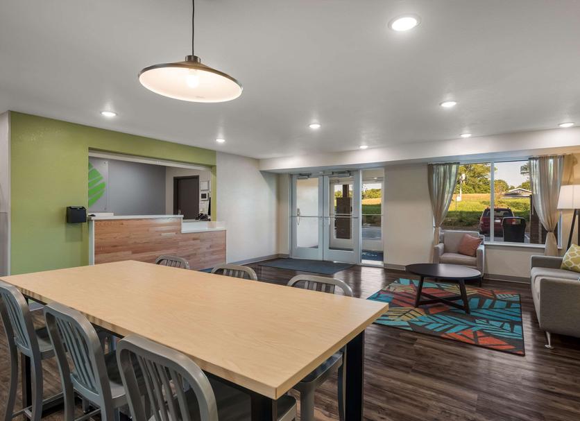 Dining room Photo