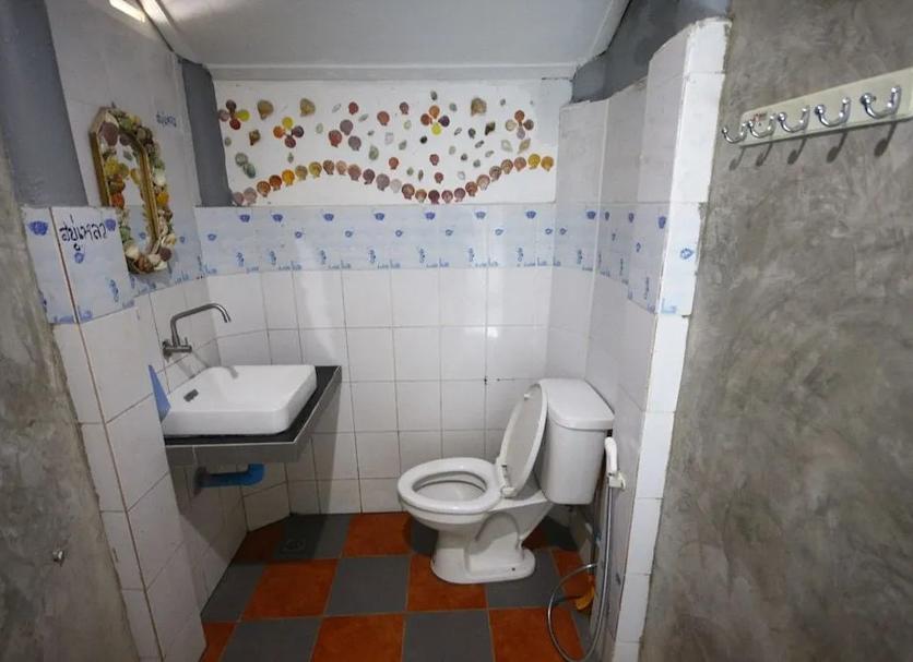 Bathroom Photo