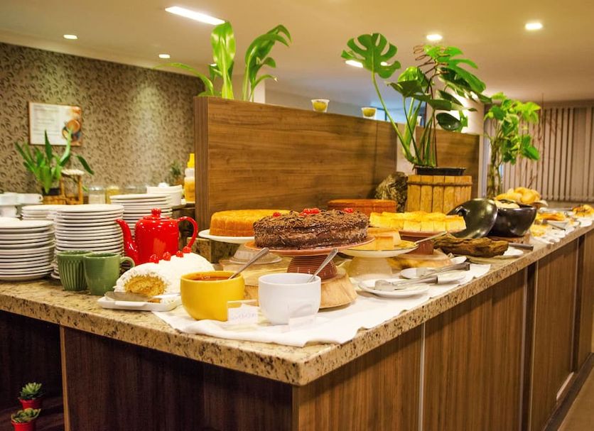 Buffet Photo