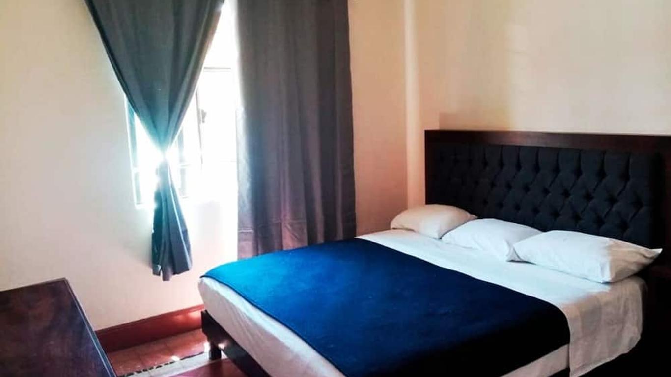 Paulina Youth Hostel