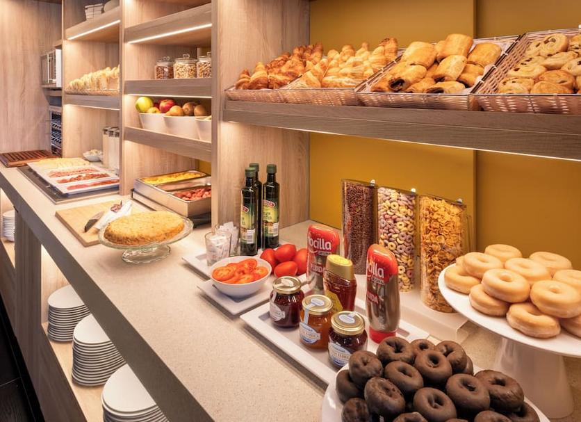 Buffet Photo