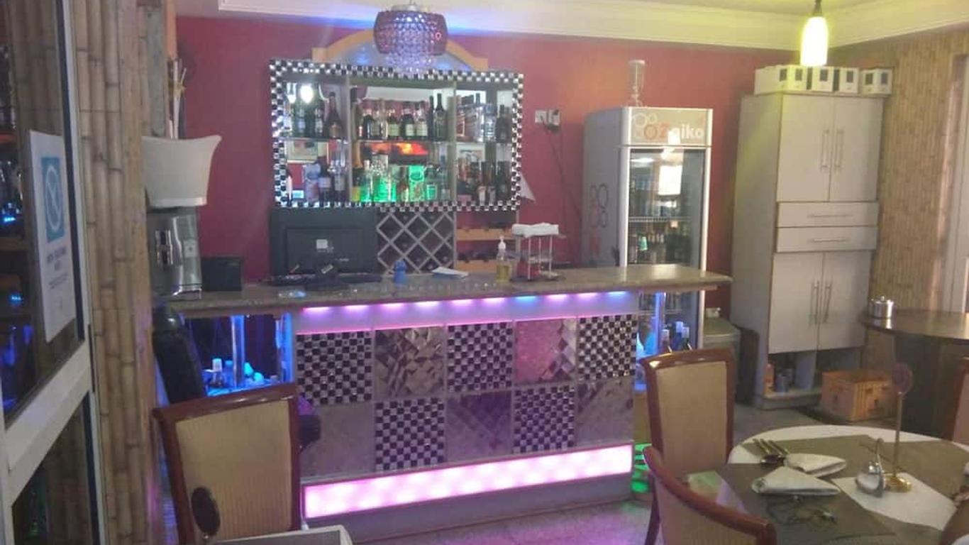 Paris Choice Hotels & Resort Wuse