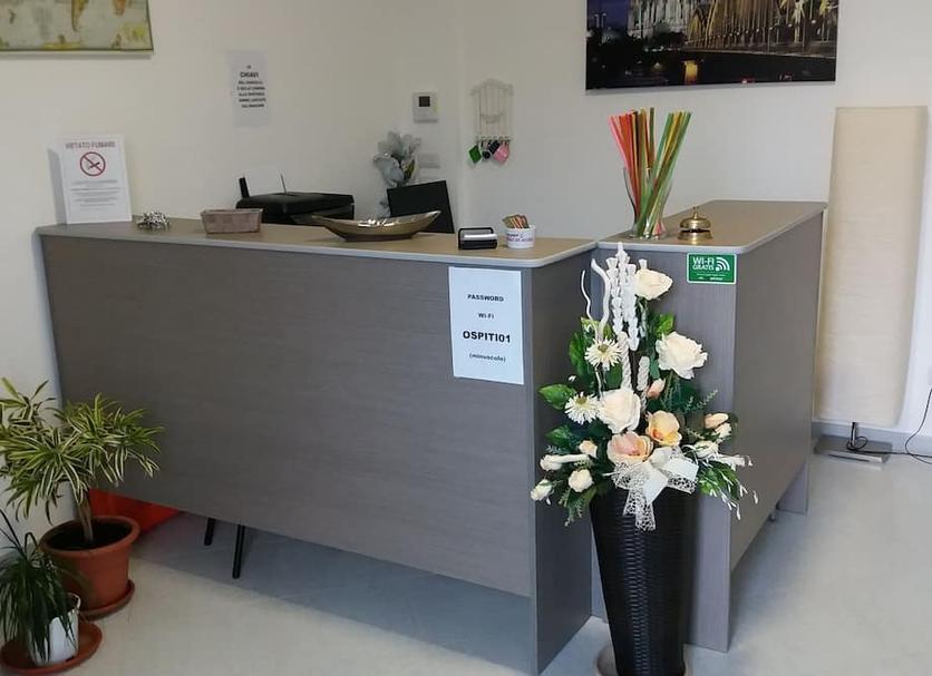 Front desk Photo
