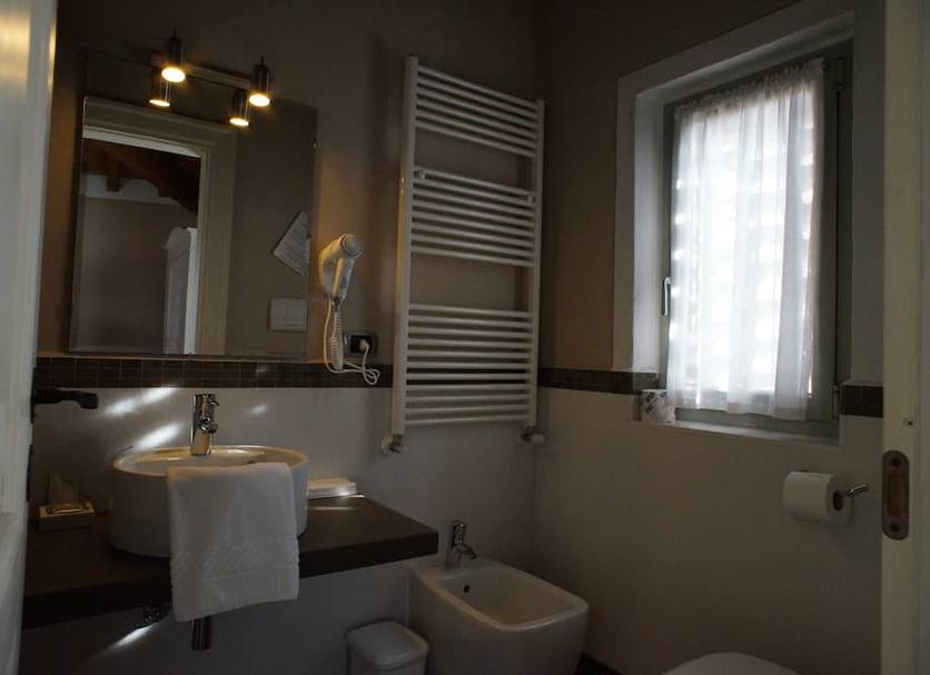 Bathroom Photo