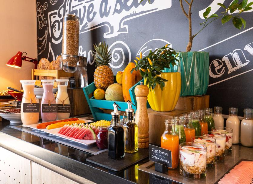 Buffet Photo