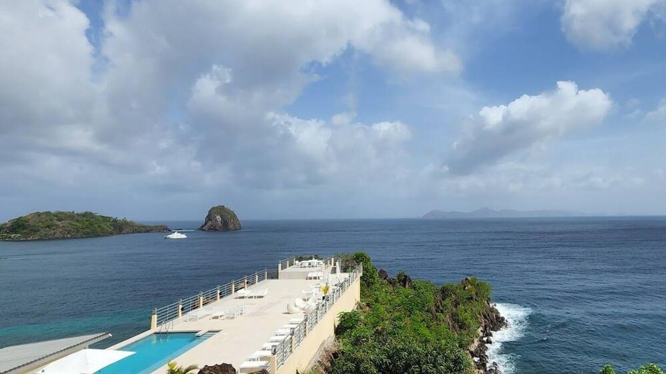 La Vue Boutique Hotel & Beach Club