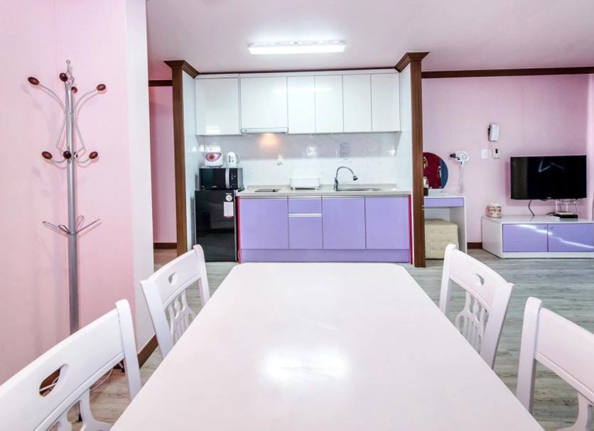 Dining room Photo