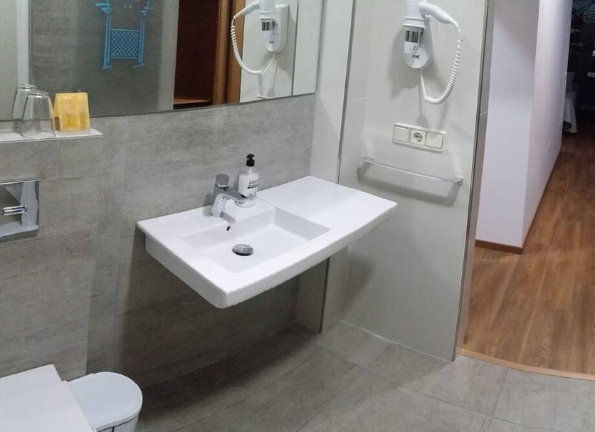 Bathroom Photo