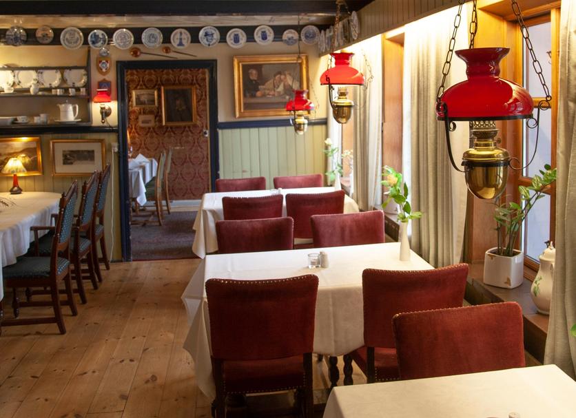 Restaurant Photo