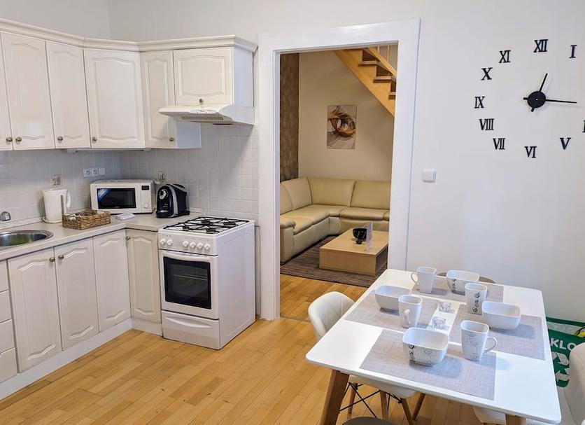 Kitchen Photo