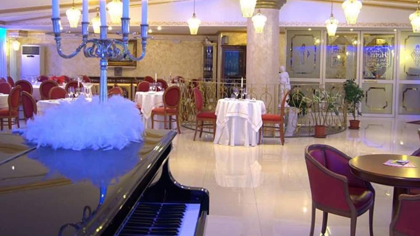 Hotel Don Carlo 4S