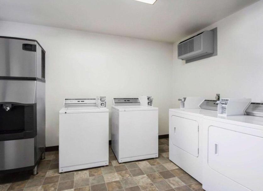 Laundry facility Photo
