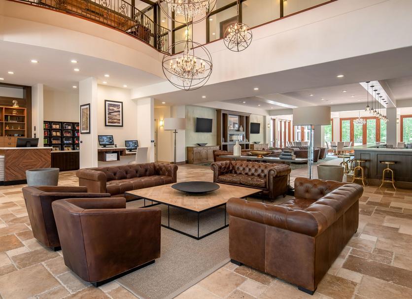 Lounge Photo