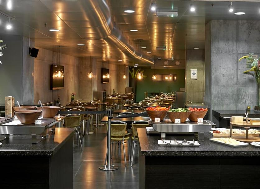 Restaurant Photo