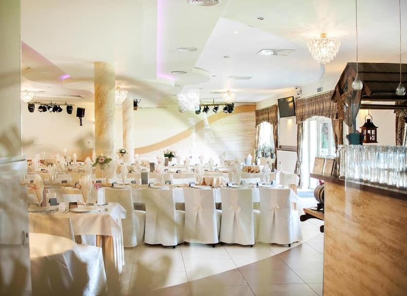 Banquet hall Photo