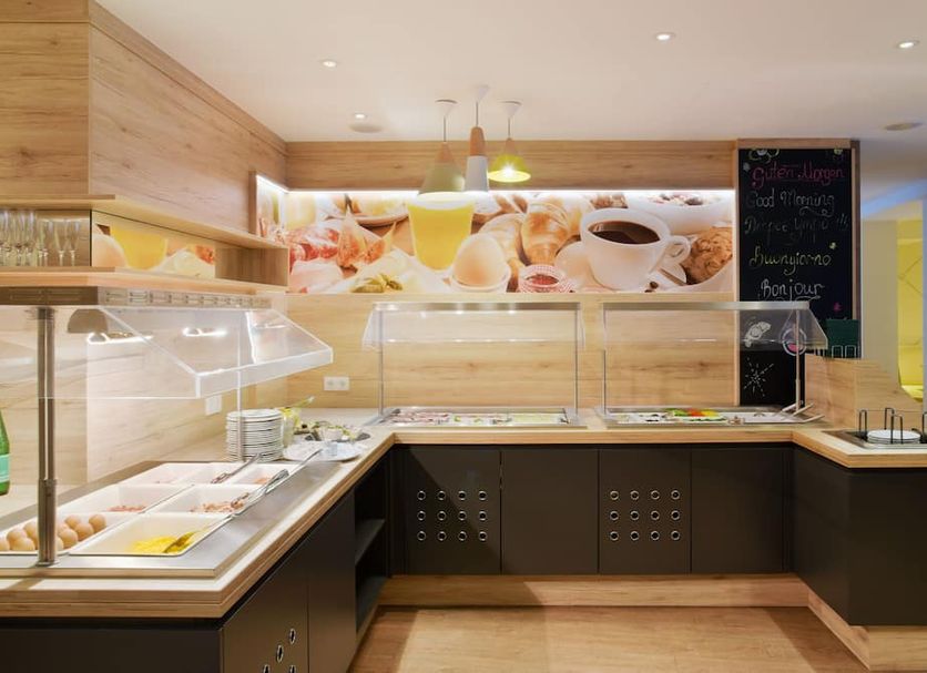 Kitchen Photo