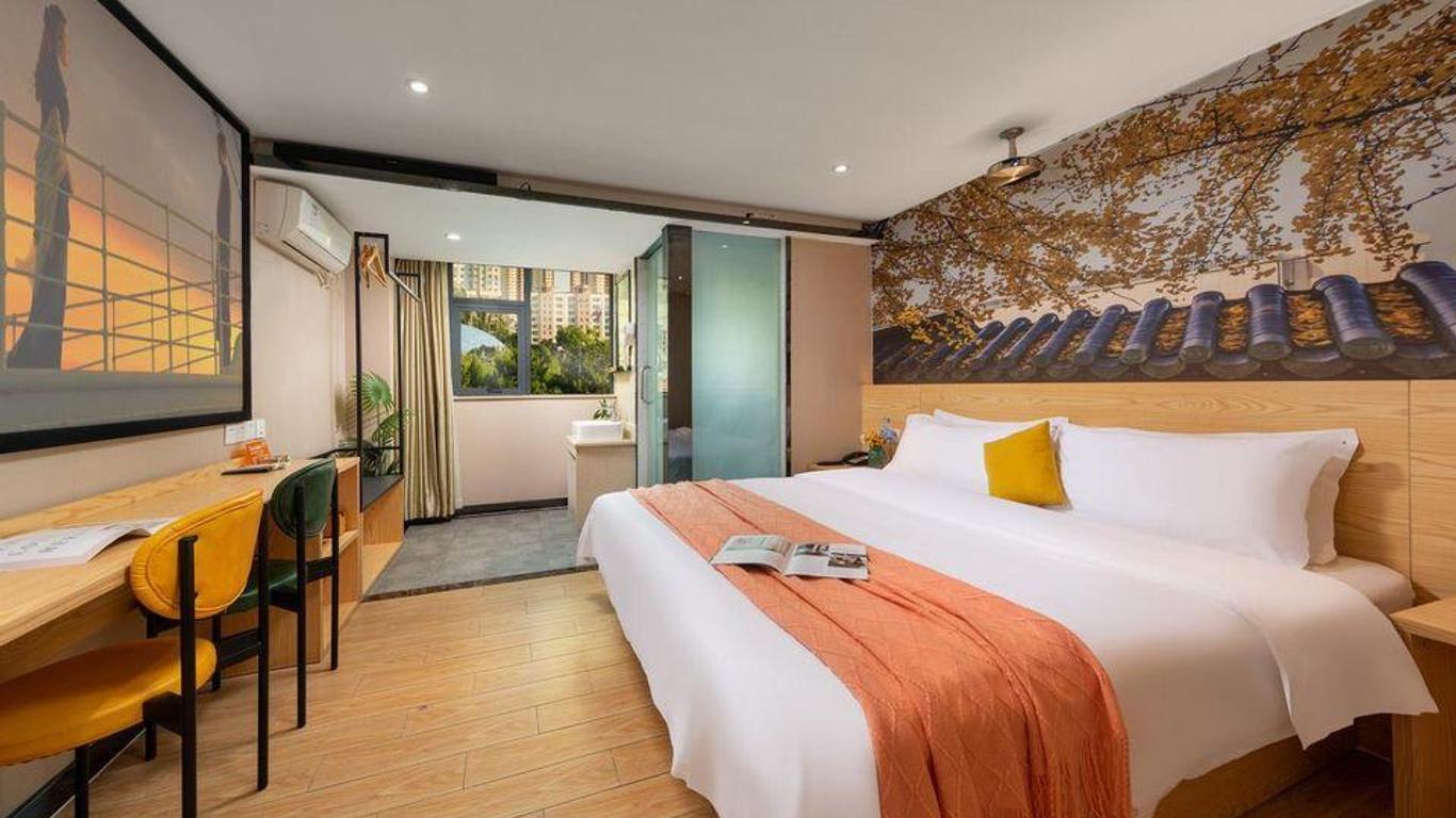 Joy Hotel (Shenzhen Dalangshi Yanshi Longzai)