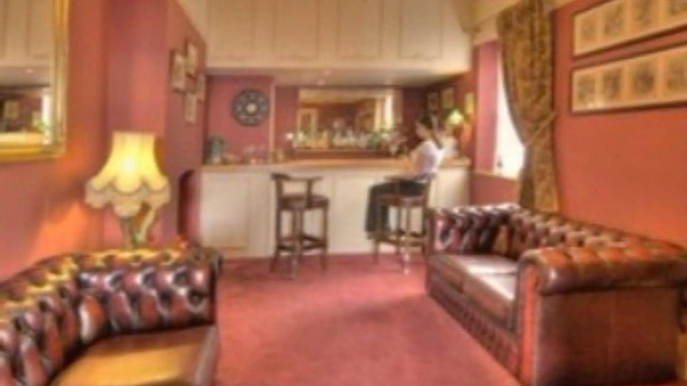 Fairlawn House
