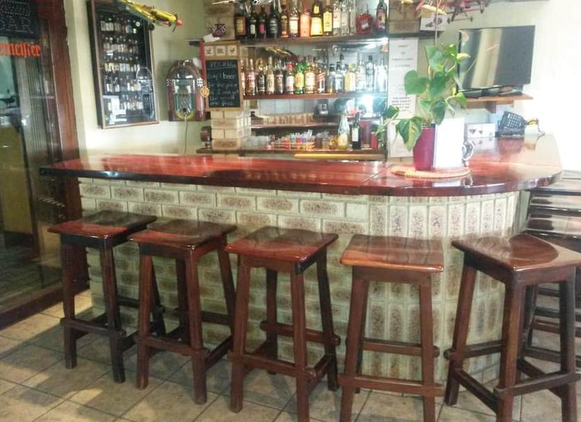 Bar Photo