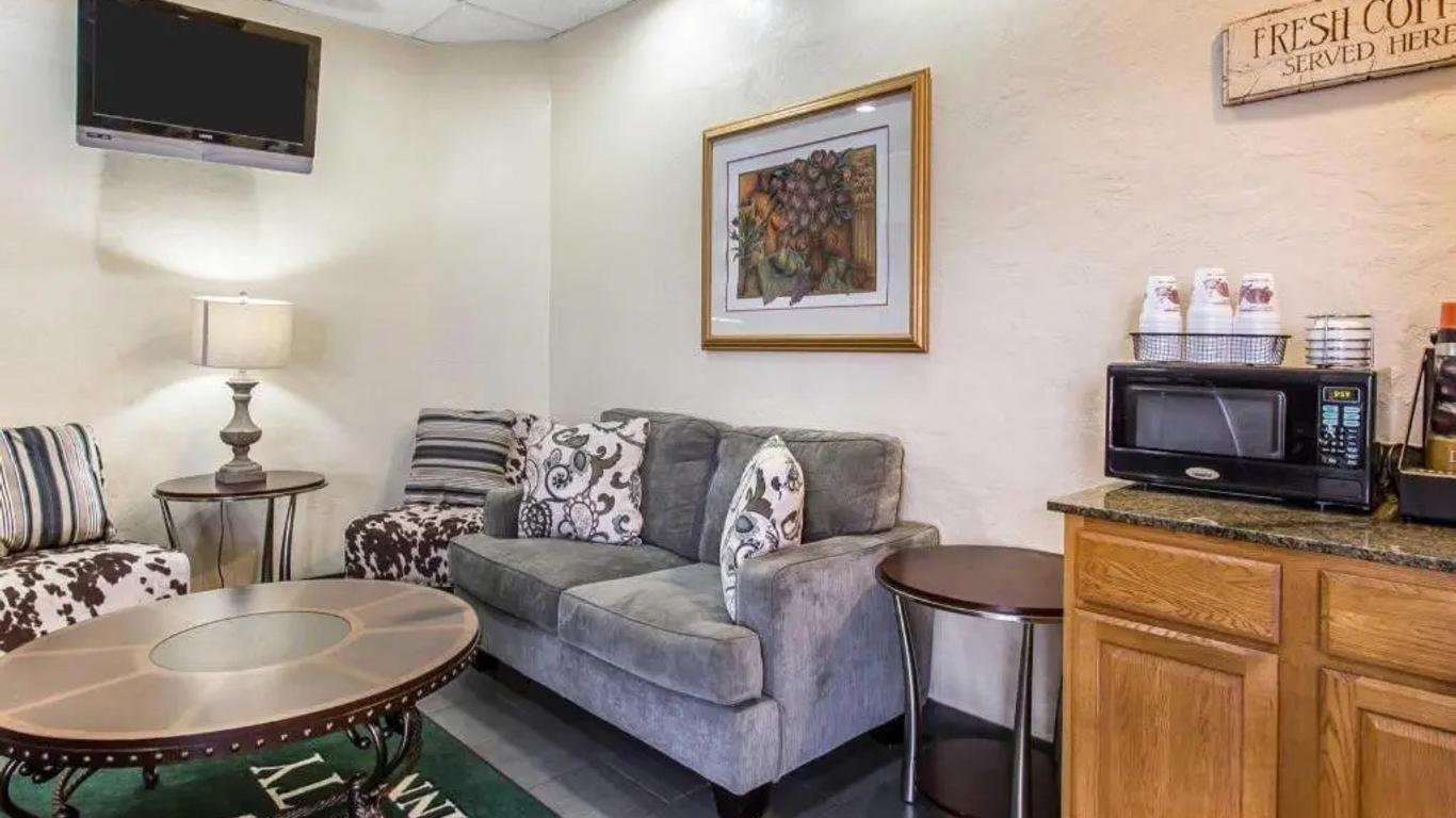 Quality Inn