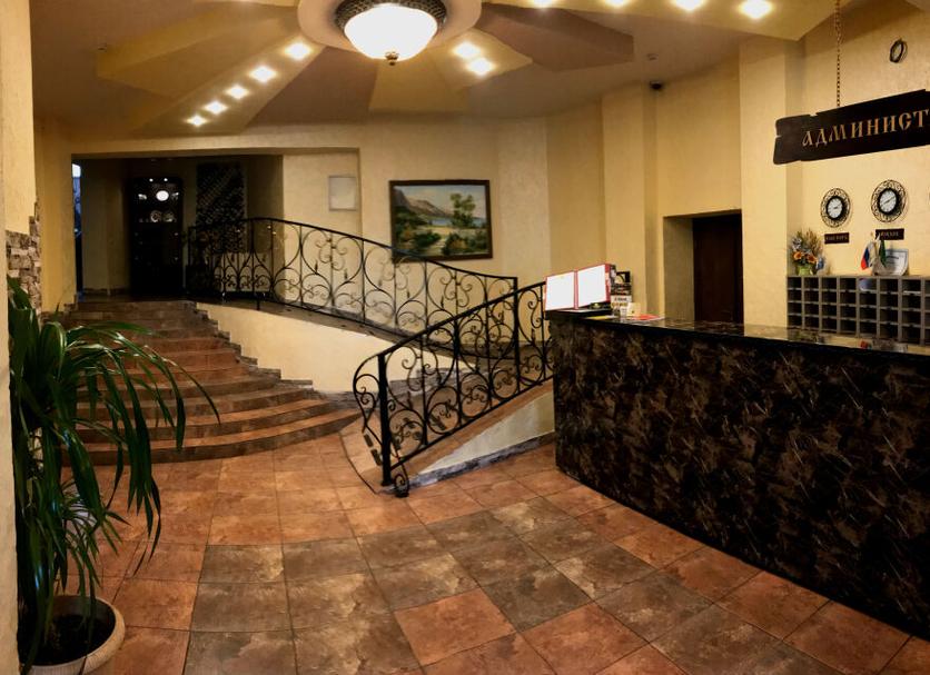 Front desk Photo