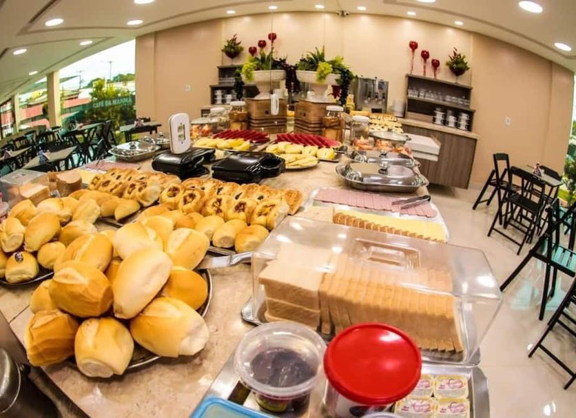 Buffet Photo
